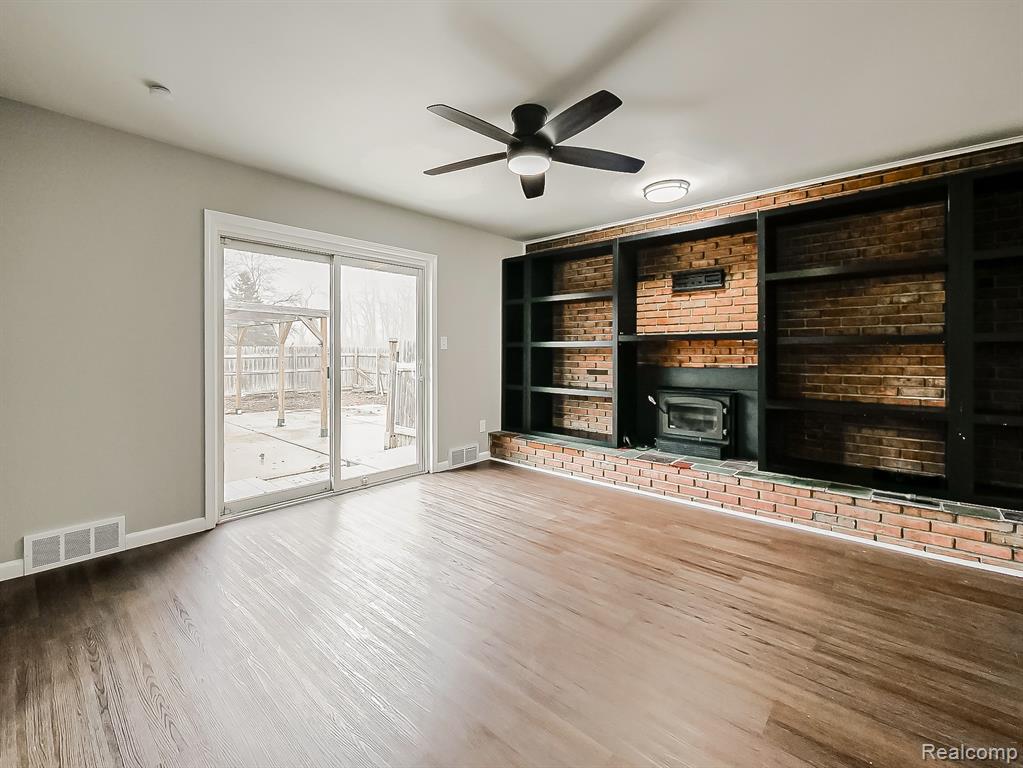 11780 Haggerty Road Belleville, MI 48111 - Photo 5 of 41