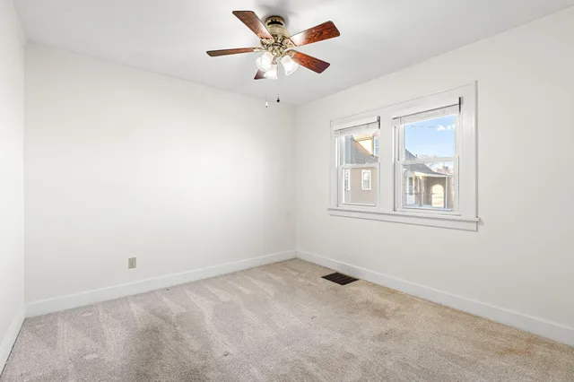 $74,900 | 301 West Oakland Avenue, Unit 5, Austin, MN 55912