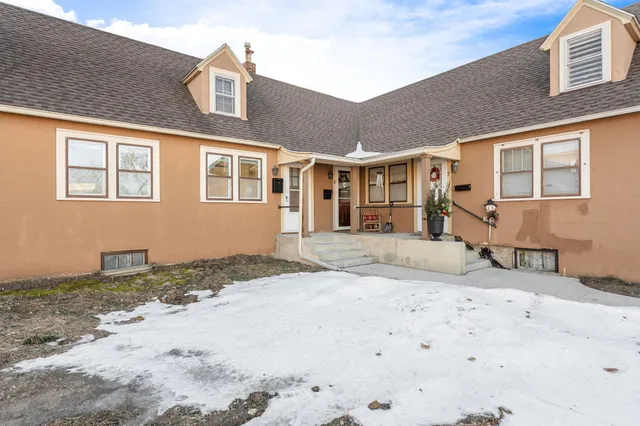 $74,900 | 301 West Oakland Avenue, Unit 5, Austin, MN 55912