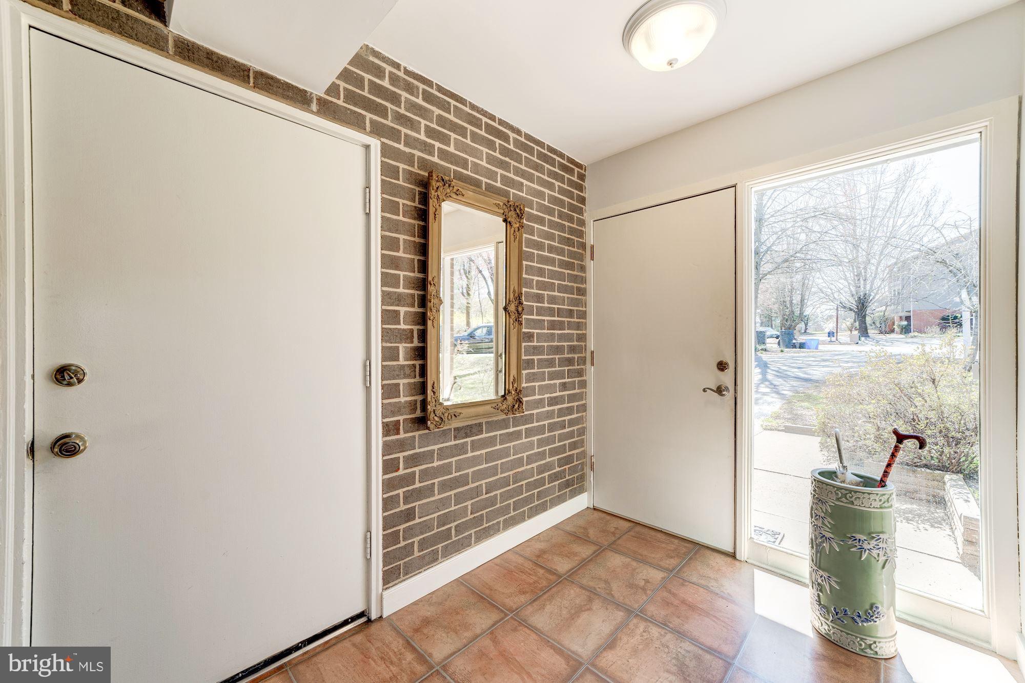 11336 Orchard Lane Reston, VA 20190 - Photo 2 of 37 Gallery Image 2