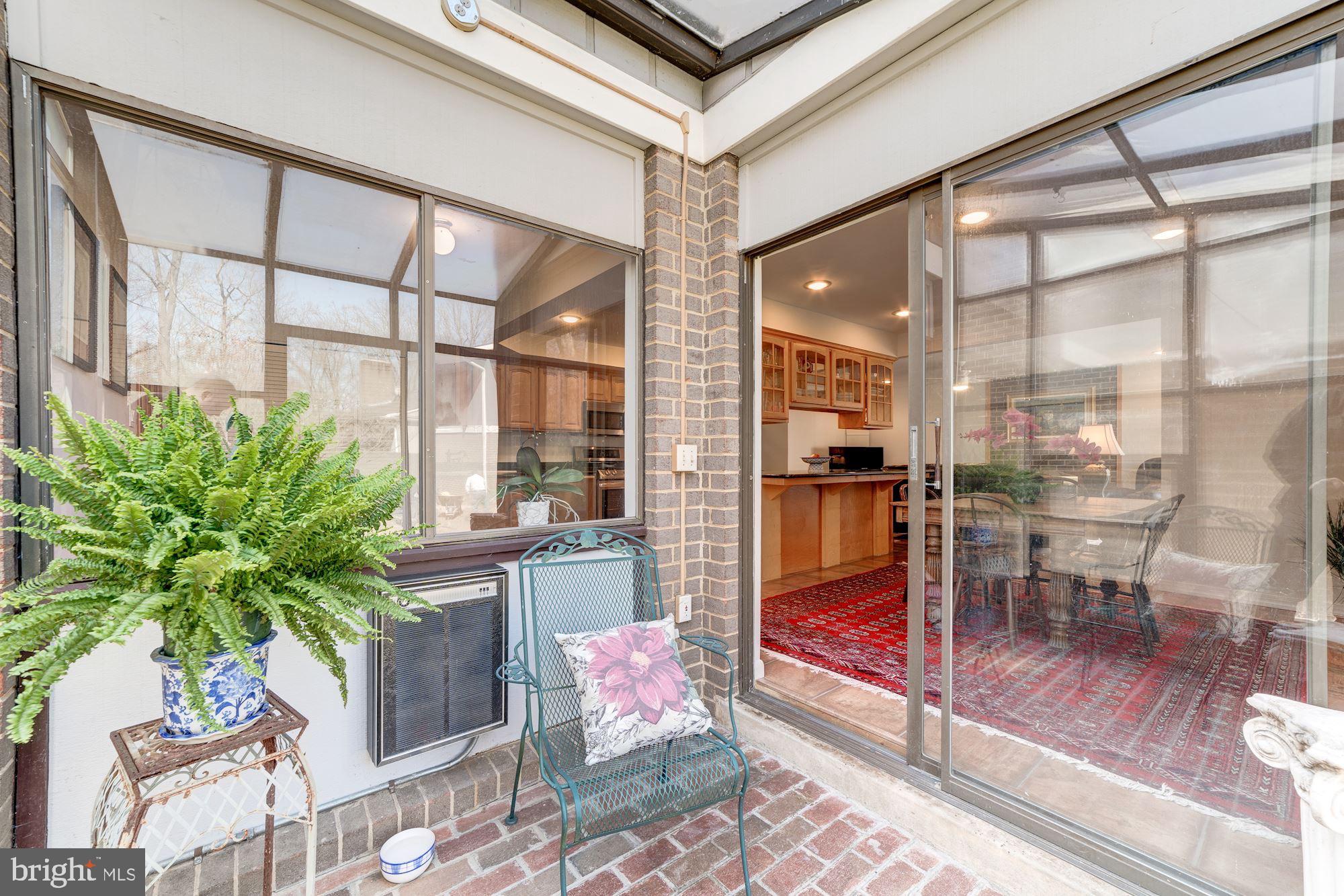 11336 Orchard Lane Reston, VA 20190 - Photo 15 of 37 Gallery Image 15