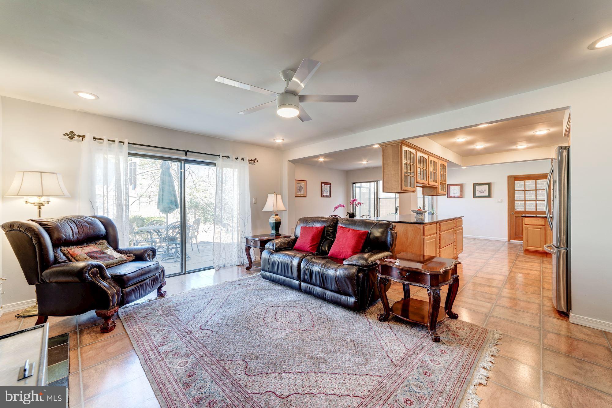 11336 Orchard Lane Reston, VA 20190 - Photo 5 of 37 Gallery Image 5