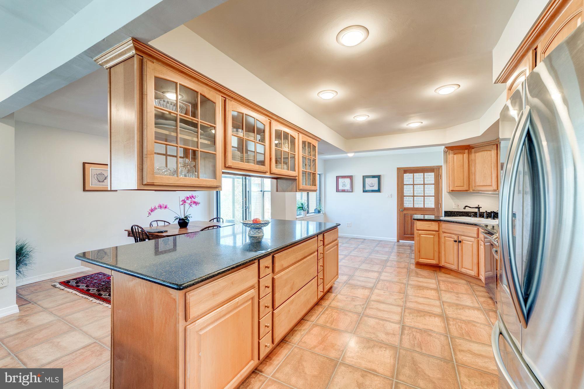 11336 Orchard Lane Reston, VA 20190 - Photo 6 of 37 Gallery Image 6
