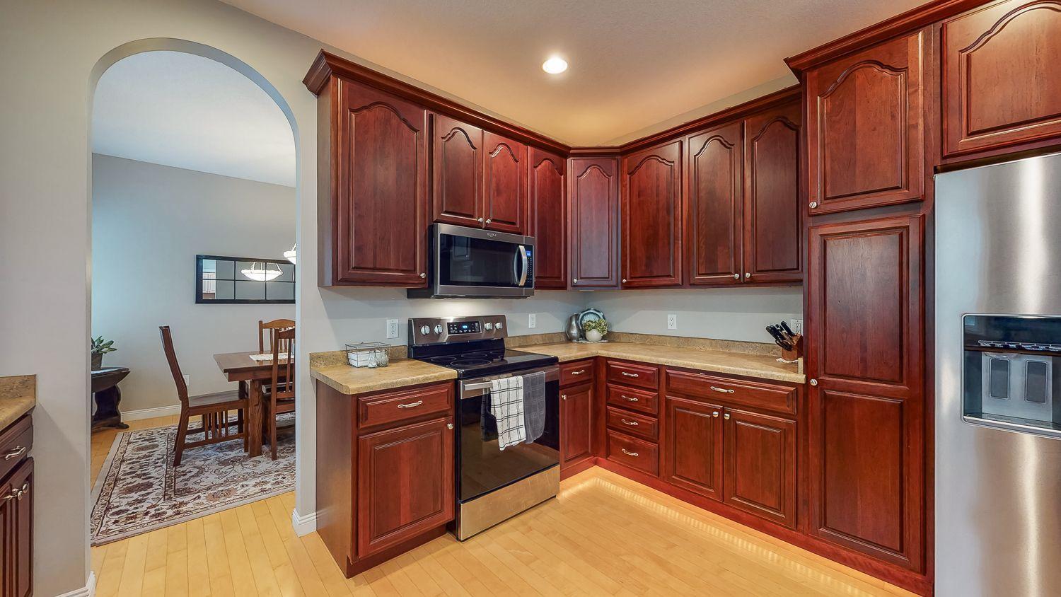 824 Southern Woods Place Southwest Rochester, MN 55902 - Photo 12 of 40 Gallery Image 12
