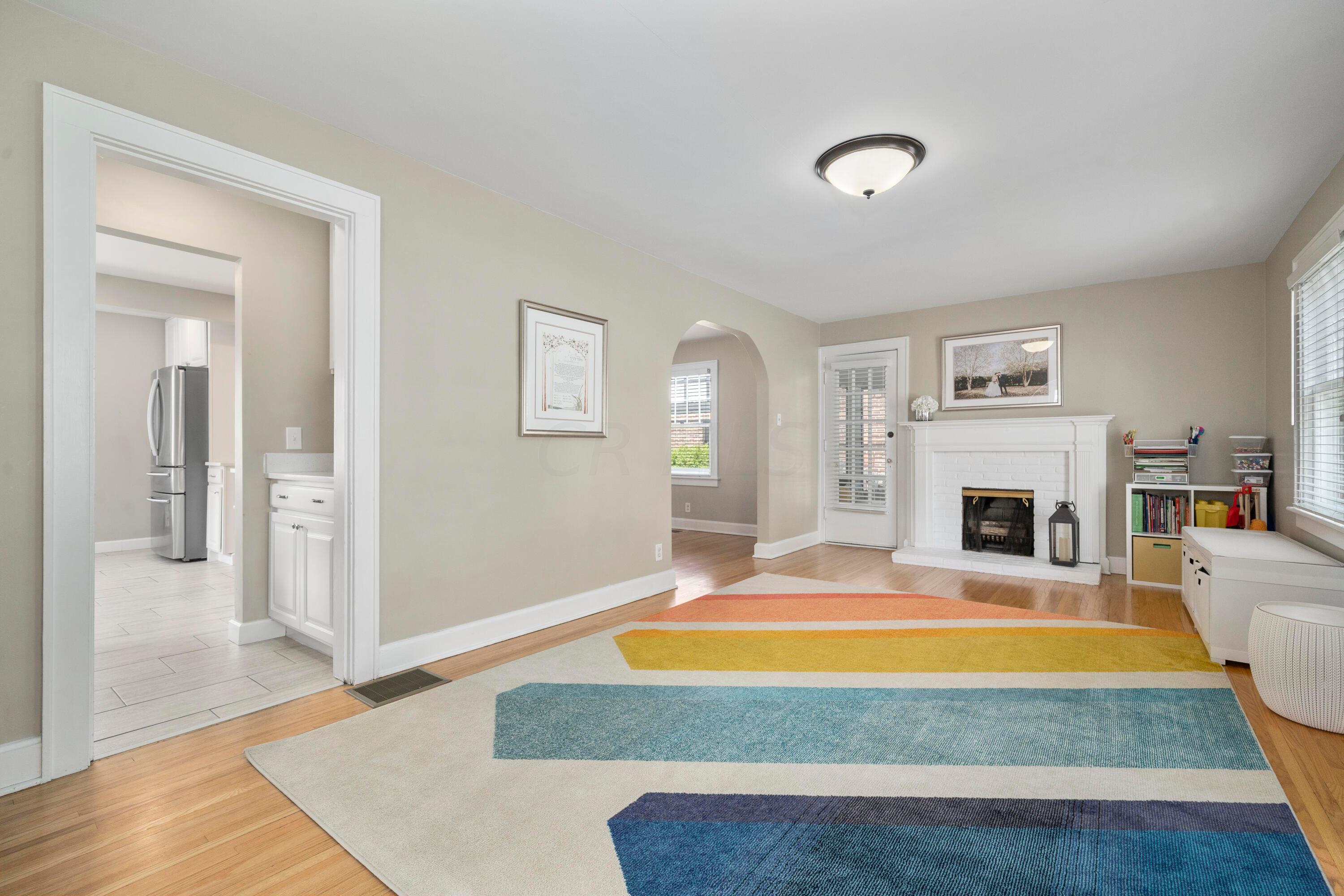 859 South Remington Road Bexley, OH 43209 - Photo 7 of 64 DSC05724