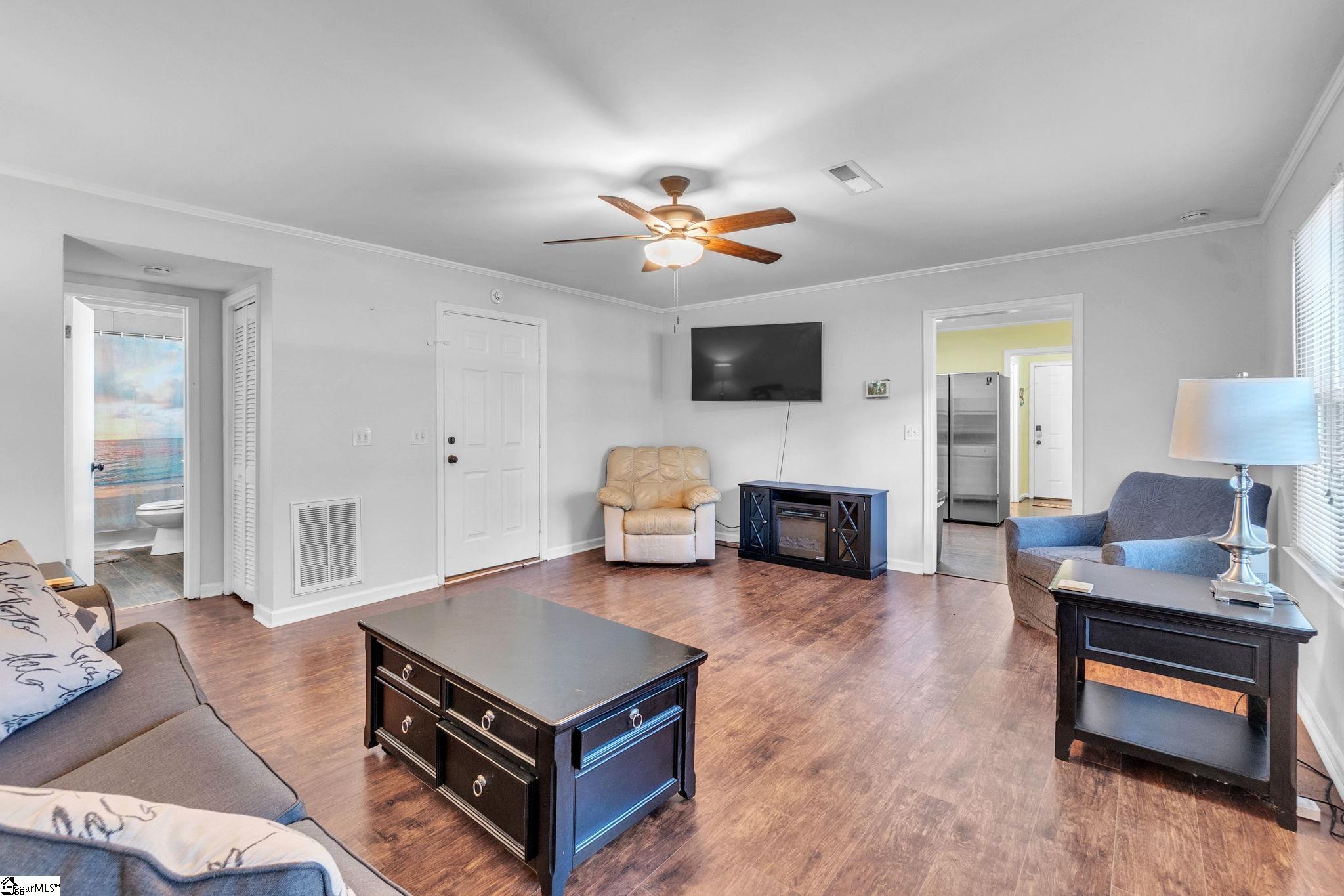 202 Green Meadows Circle Fountain Inn, SC 29644 - Photo 5 of 31