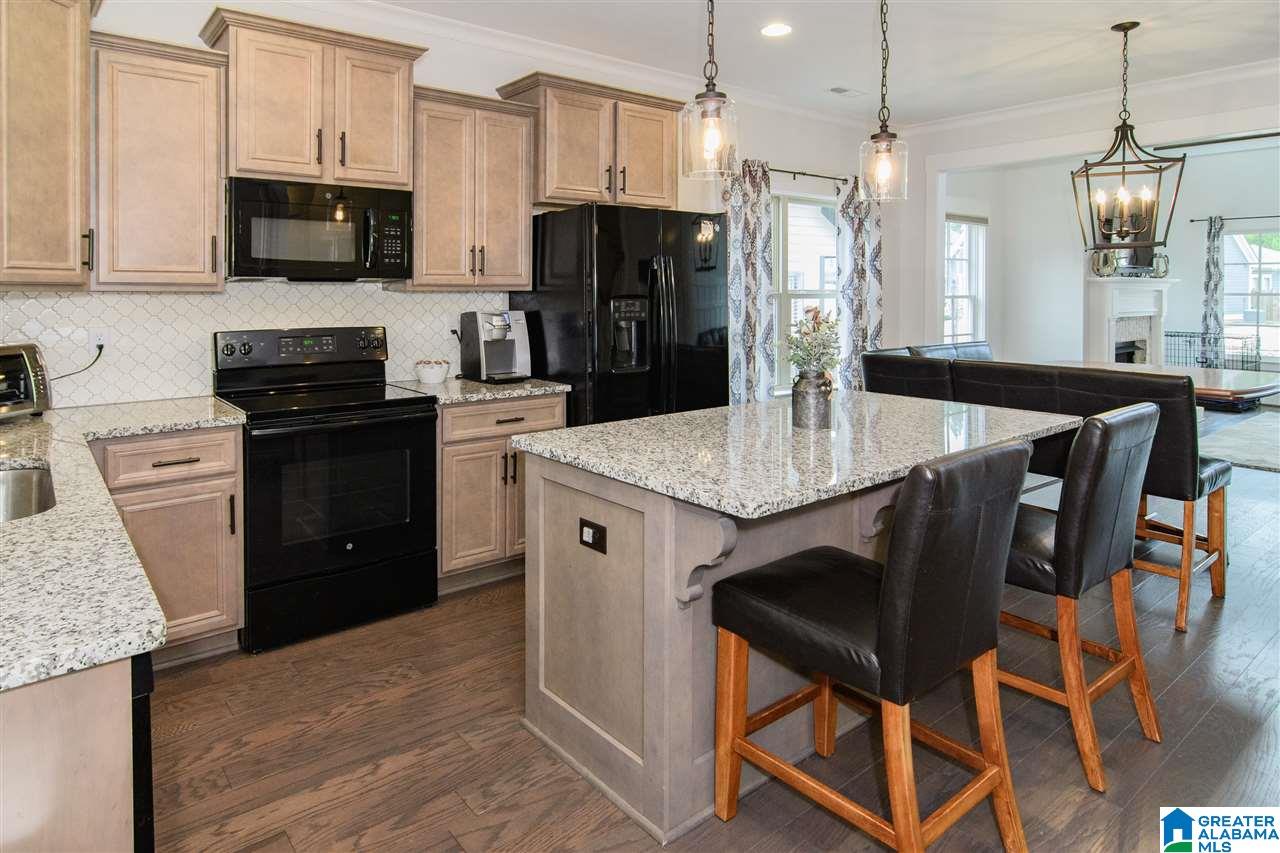 612 Grayson Place Chelsea, AL 35043 - Photo 13 of 39