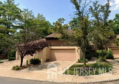 $775,000 | 251 Sayre Drive, Plainsboro, NJ 08540