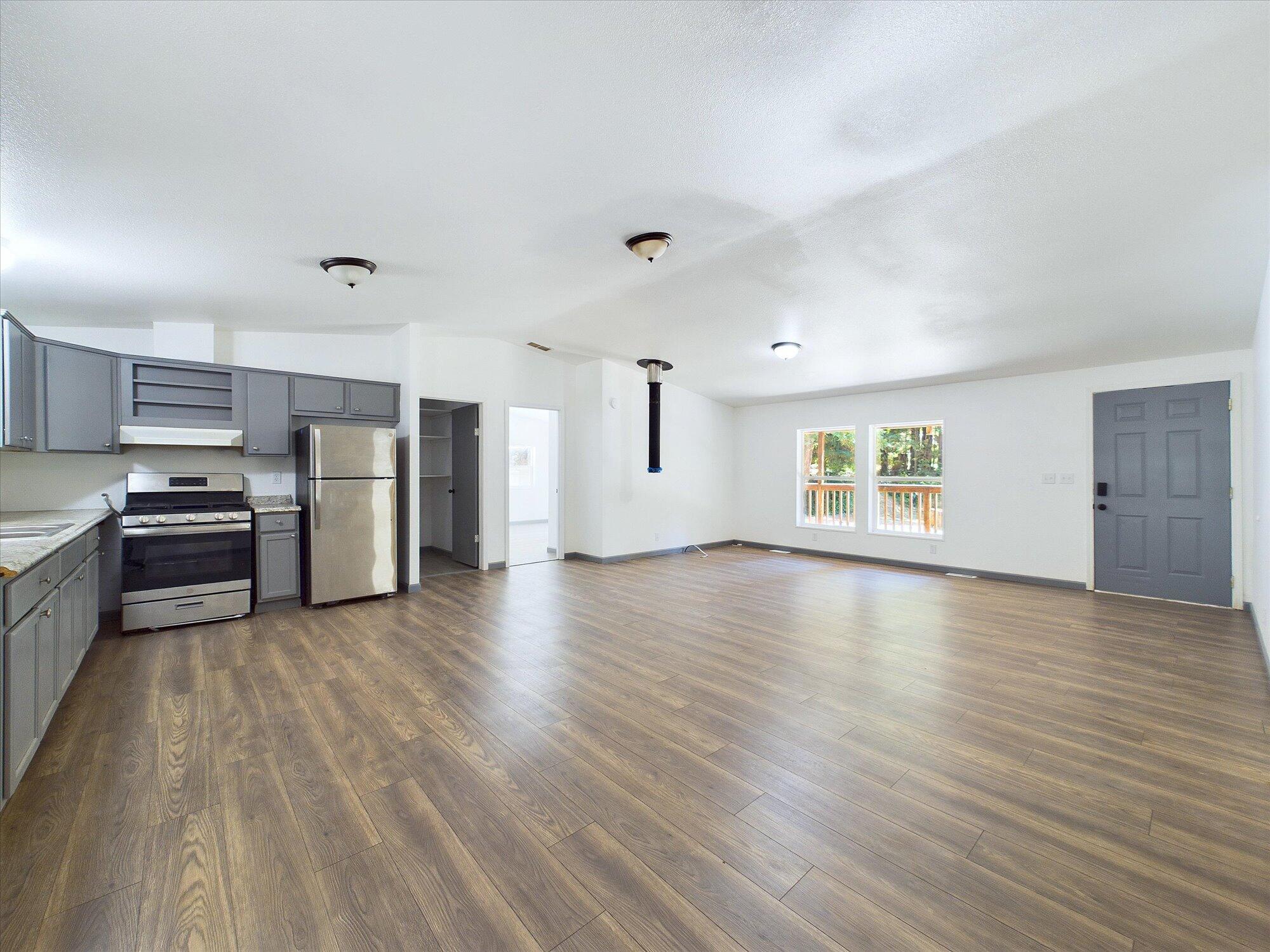 210 Madrone Road Weott, CA 95571 - Photo 18 of 81 Gallery Image 18