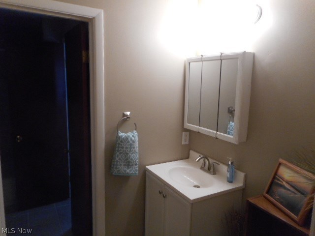 6474 State Road, Unit 6 Parma, OH 44134 - Photo 17 of 18 A small section of the 2nd floor full bathroom.