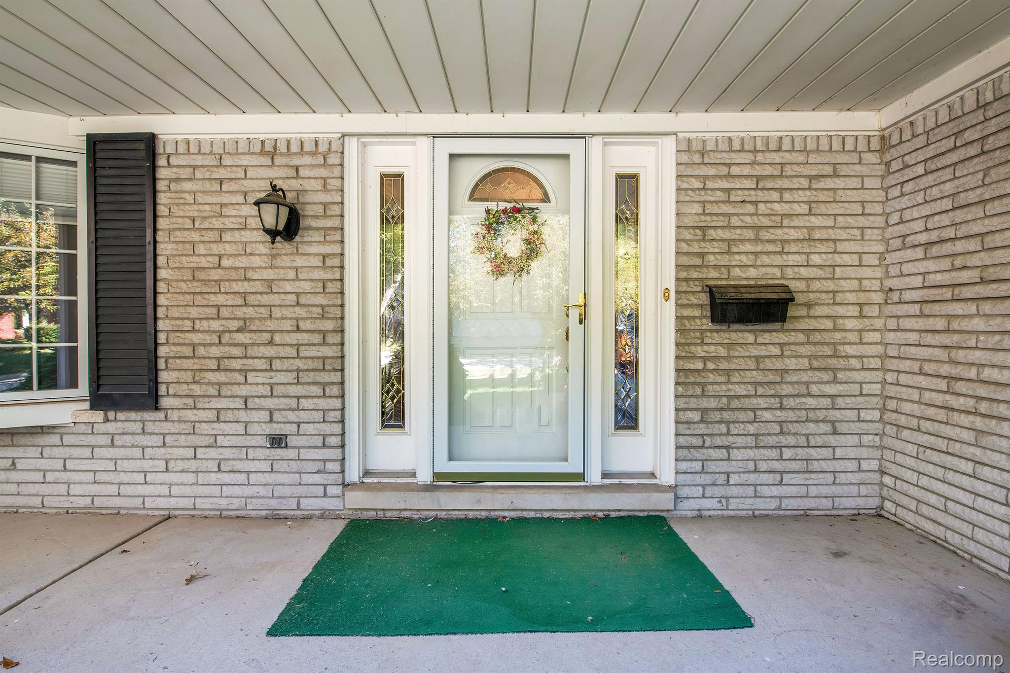 20157 Coachwood Road Riverview, MI 48193 - Photo 6 of 44