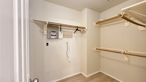 $1,950 | 6818 Hampden Point Court, Houston, TX 77040