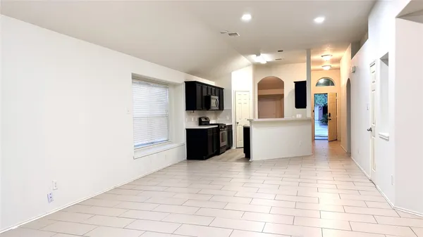 $1,950 | 6818 Hampden Point Court, Houston, TX 77040