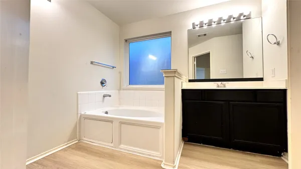 $1,950 | 6818 Hampden Point Court, Houston, TX 77040