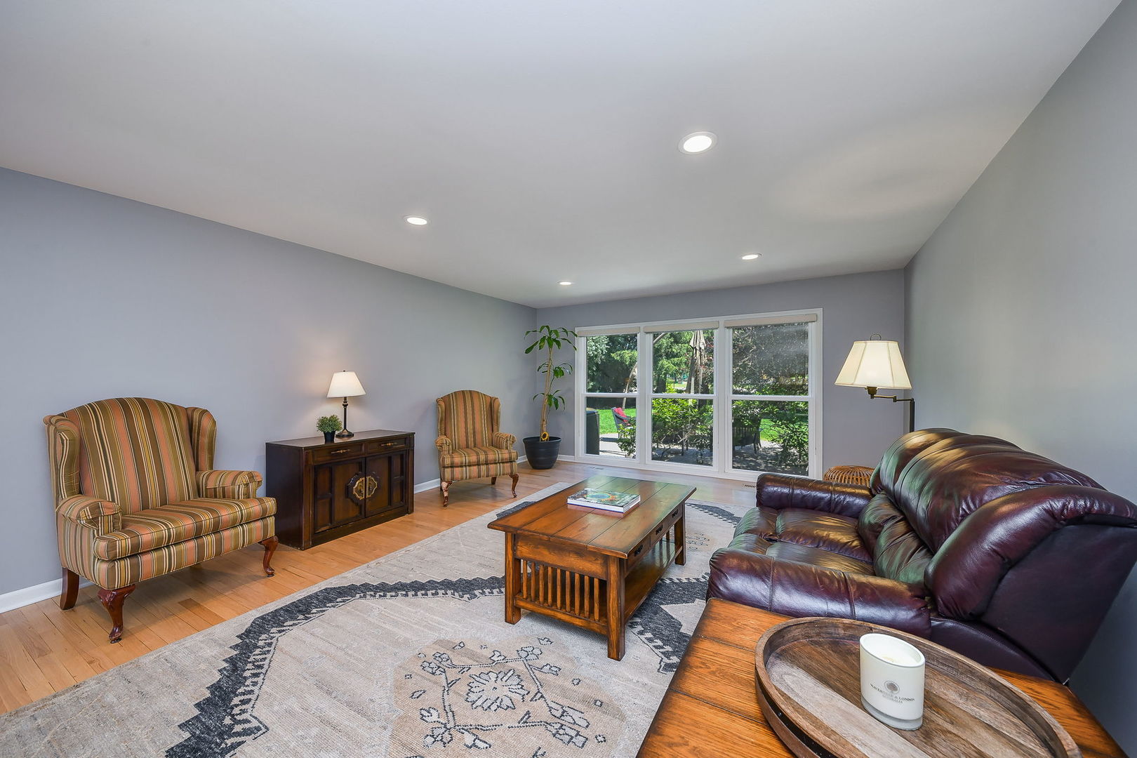 588 Williamsburg Road Glen Ellyn, IL 60137 - Photo 10 of 53