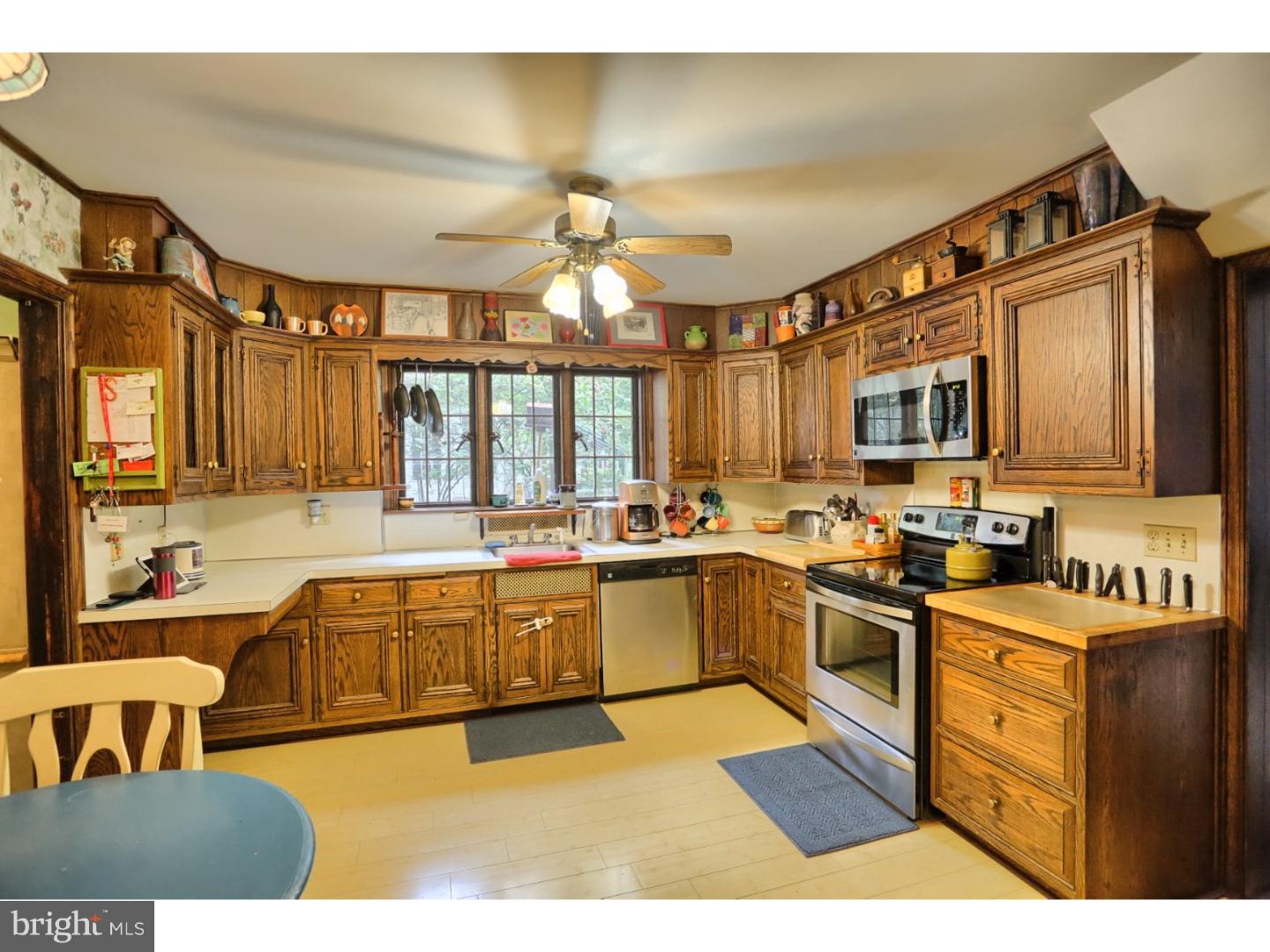 1605 Alsace Road Reading, PA 19604 - Photo 7 of 25 Gallery Image 7