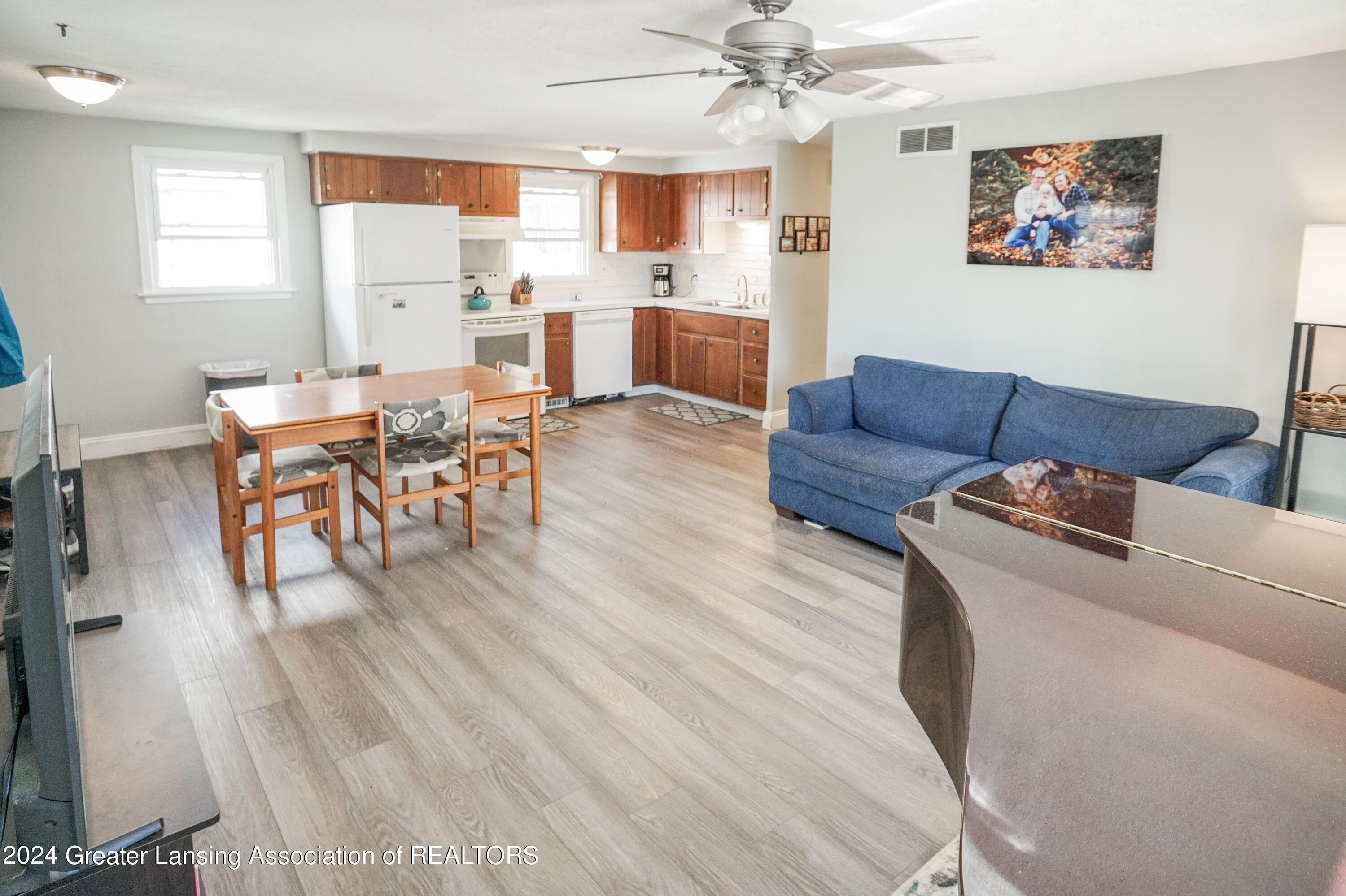 1119 Westfield Rd, Lansing-4