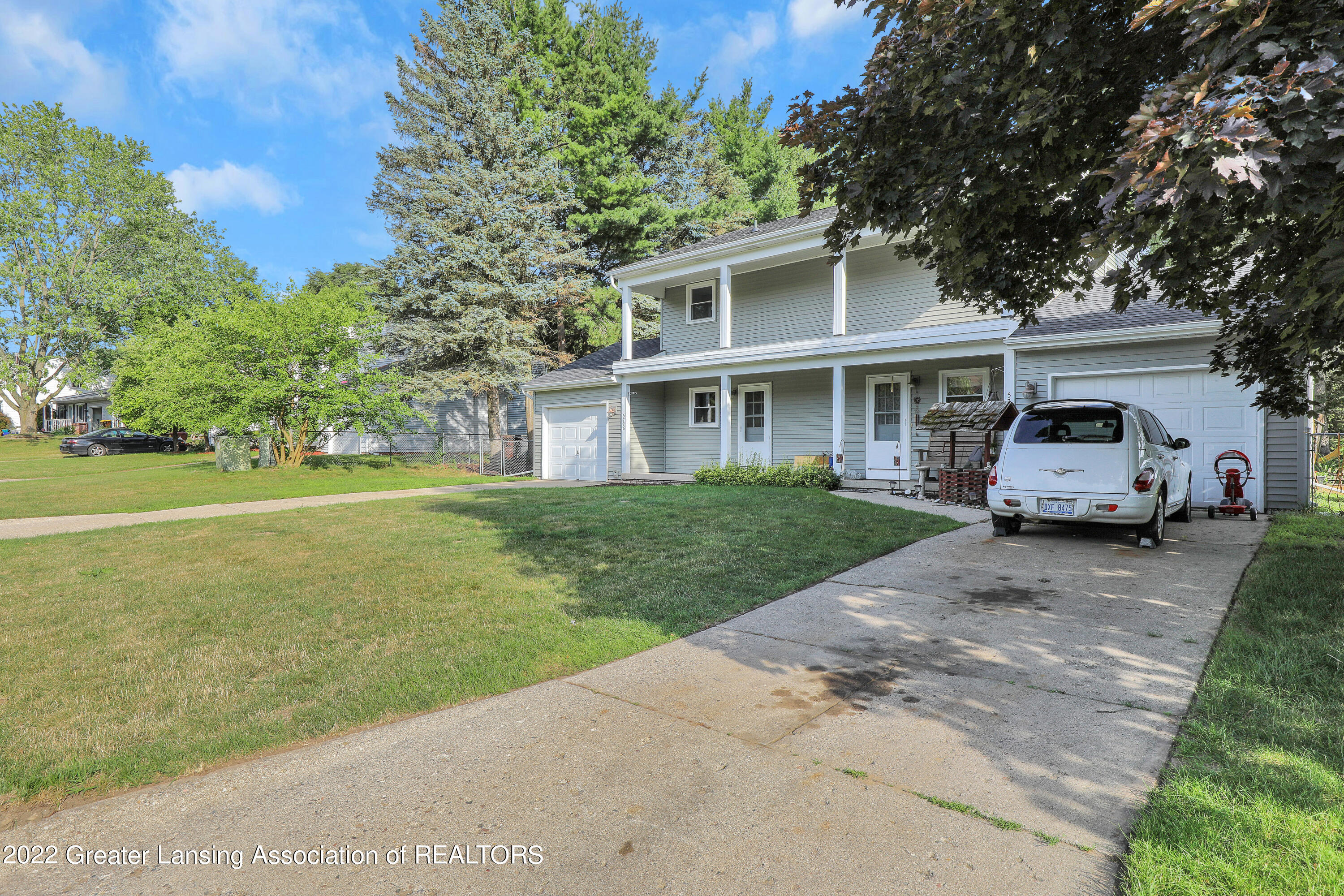 5724 Ridgeway Drive Haslett, MI 48840 - Photo 2 of 44 9I3A8726
