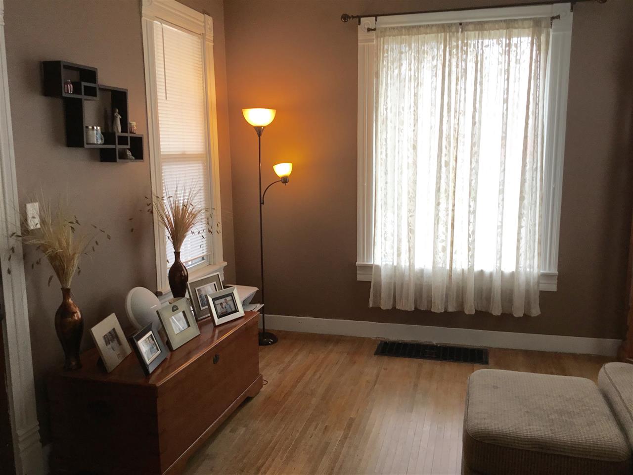 227 39th Street Moline, IL 61265 - Photo 8 of 21 Gallery Image 8