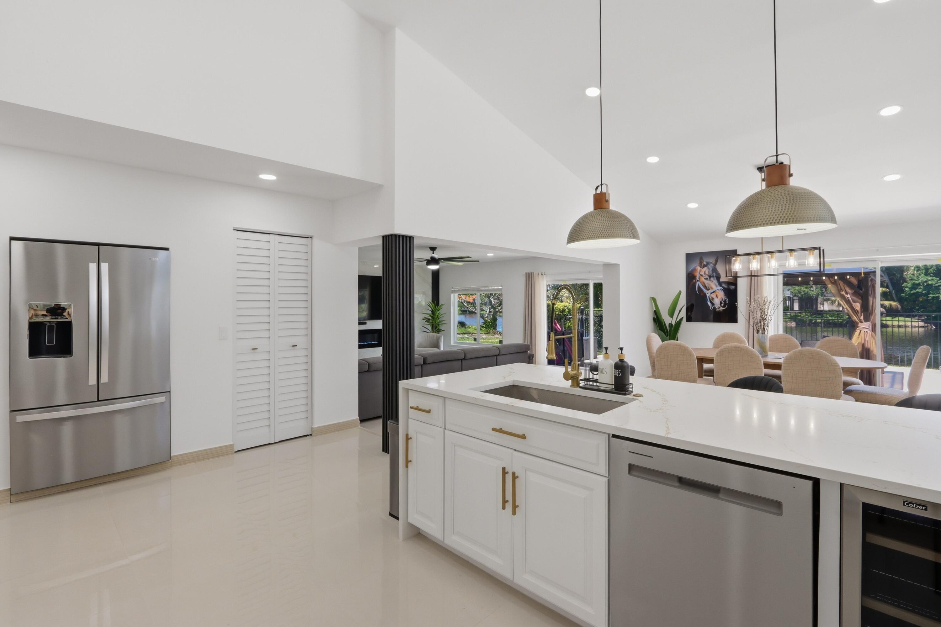 12725 Kingsway Road Wellington, FL 33414 - Photo 10 of 33 019-035-Kitchen-4200x2800
