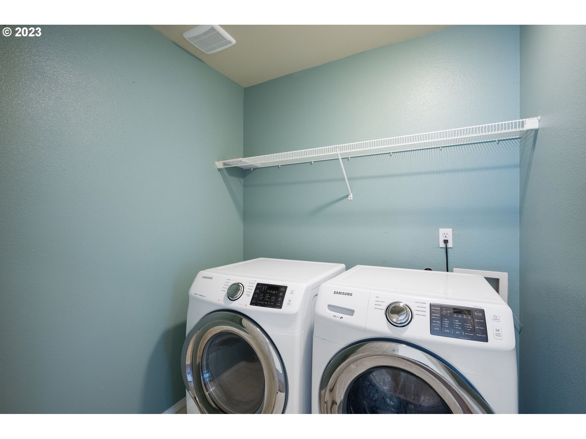 276 North 7th Avenue Cornelius, OR 97113 - Photo 33 of 43 Covered Patio