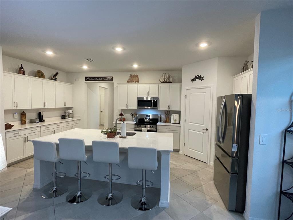 11321 Pinot Drive Venice, FL 34293 - Photo 3 of 16