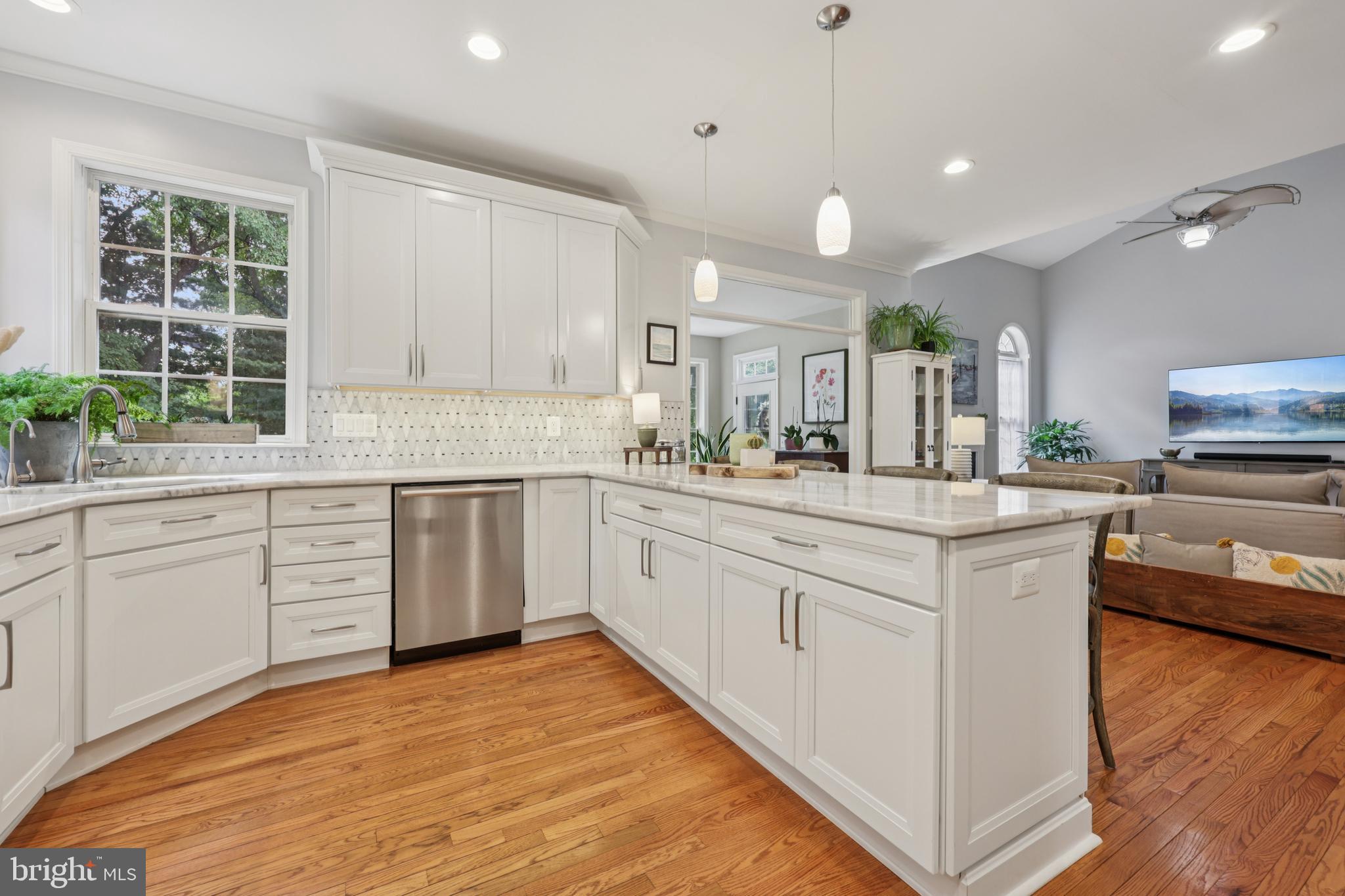 609 Havenhill Road Edgewater, MD 21037 - Photo 16 of 67 Kitchen