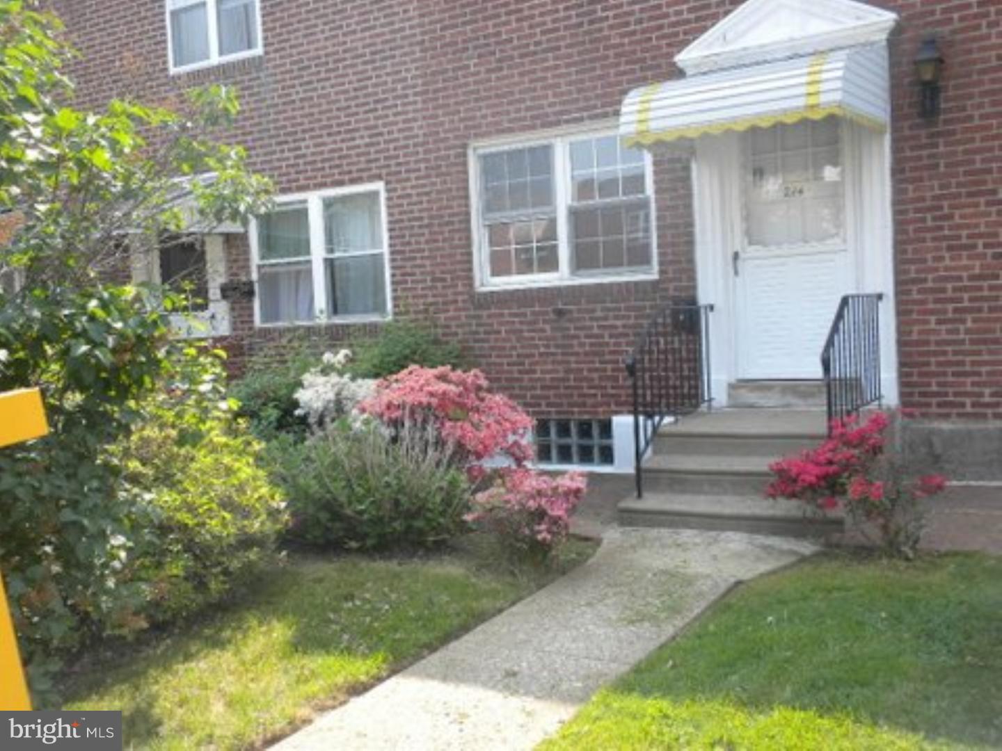 214 Overlook Road Philadelphia, PA 19128 - Photo 2 of 20 Gallery Image 2