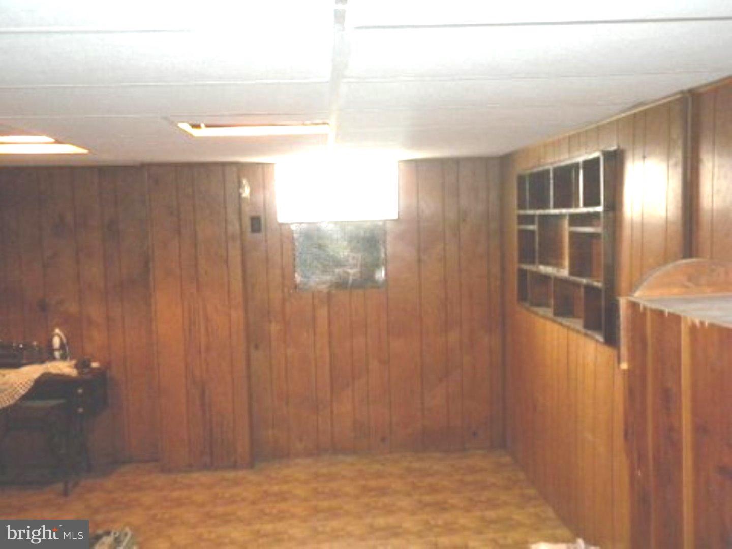 214 Overlook Road Philadelphia, PA 19128 - Photo 14 of 20 Basement - Finished