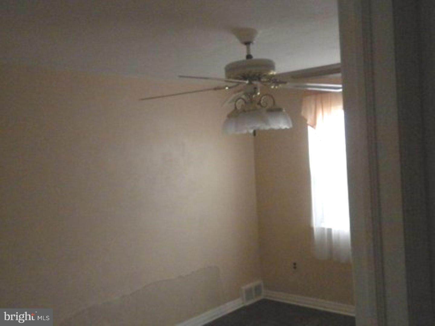 214 Overlook Road Philadelphia, PA 19128 - Photo 17 of 20 Bedroom