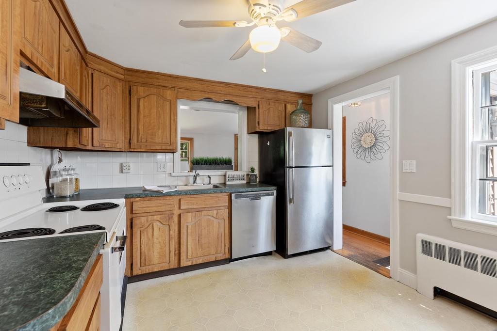 113 Roberts Road Medford, MA 02155 - Photo 15 of 32 Gallery Image 15