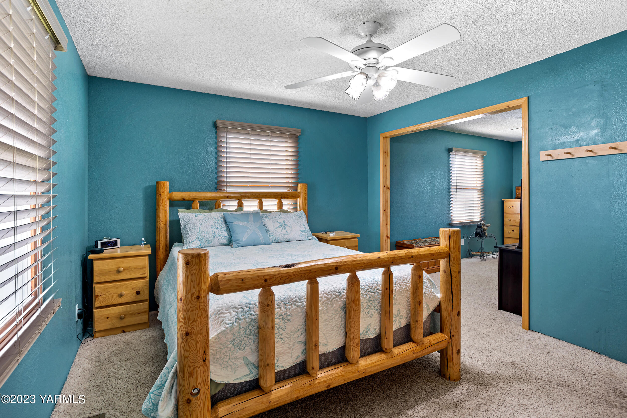 11902 Marble Road Yakima, WA 98908 - Photo 11 of 29 a bedroom with furniture and window