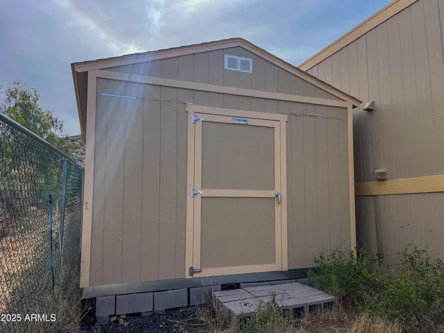 a outdoor view with a sitting space