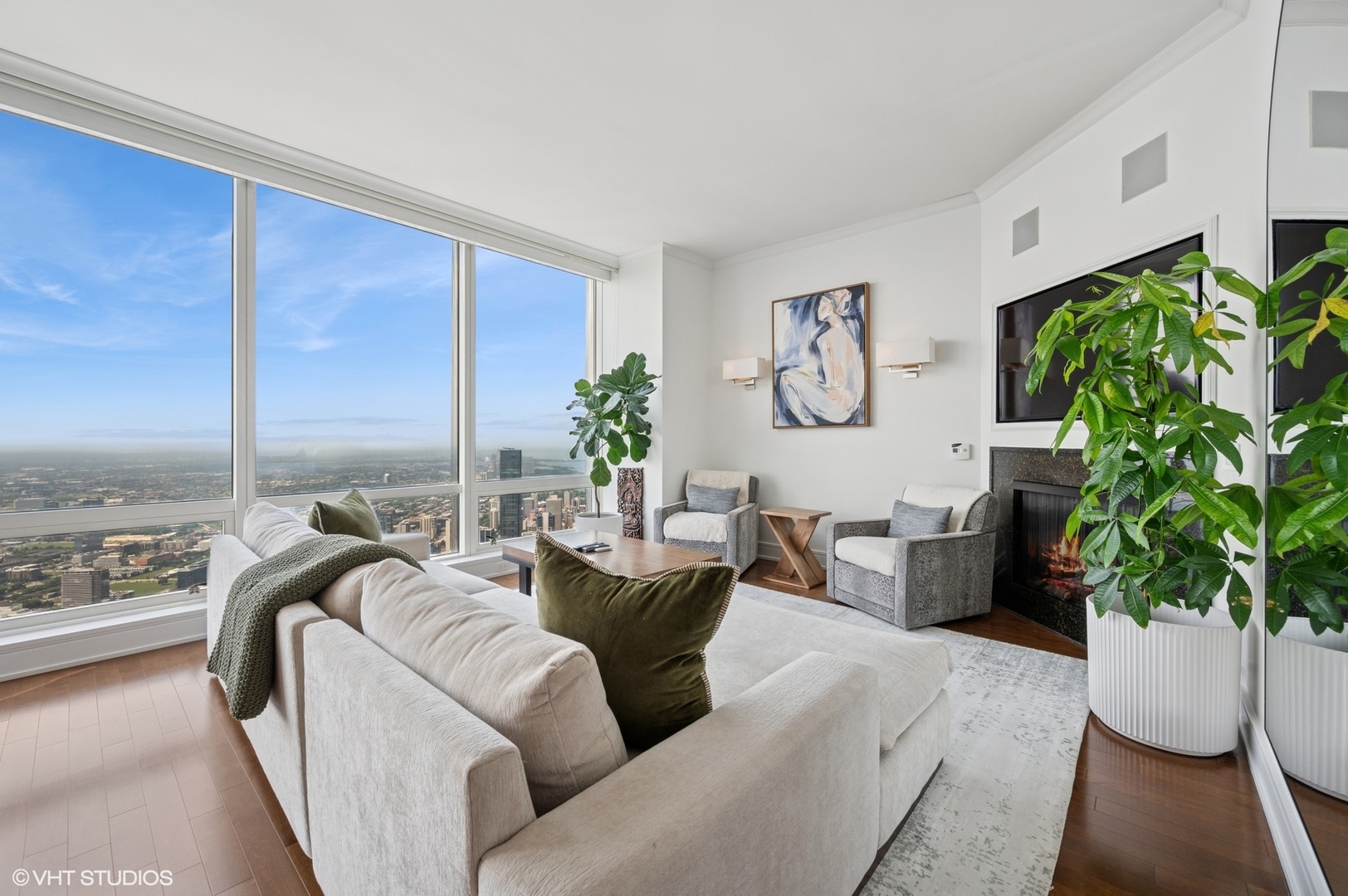 401 North Wabash Avenue, Unit 82B Chicago, IL 60611 - Photo 3 of 35