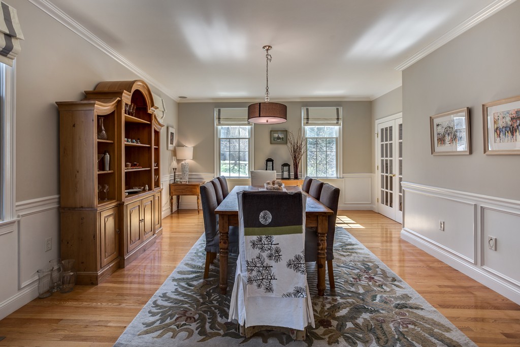 19 Bird Hill Road Lexington, MA 02421 - Photo 8 of 27 Gallery Image 8