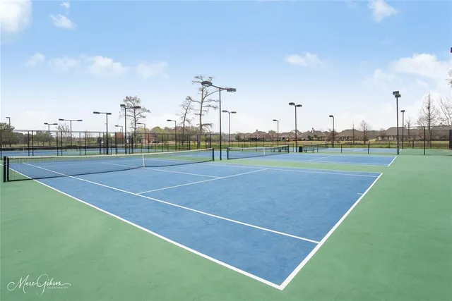 a view of a tennis court