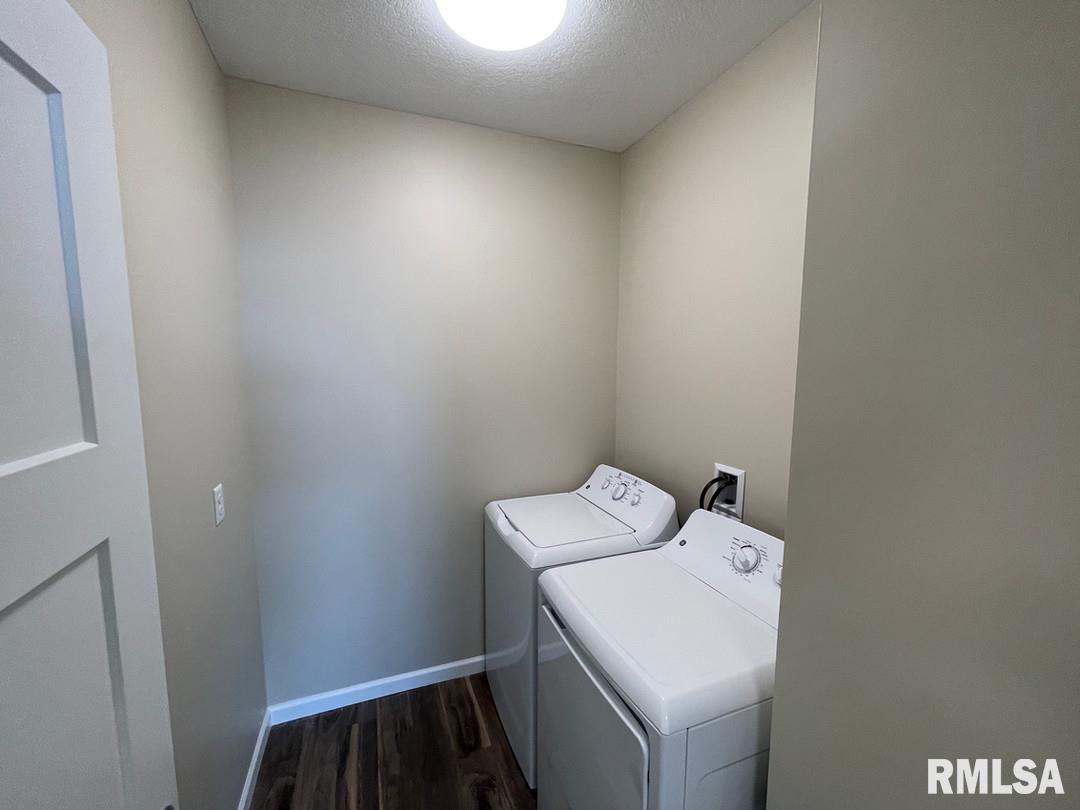 2592 Middle Road, Unit 204 Bettendorf, IA 52722 - Photo 10 of 20 Gallery Image 10