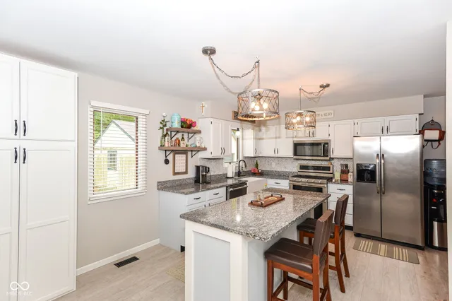 $369,500 | 8513 Brae Drive, Mooresville, IN 46158