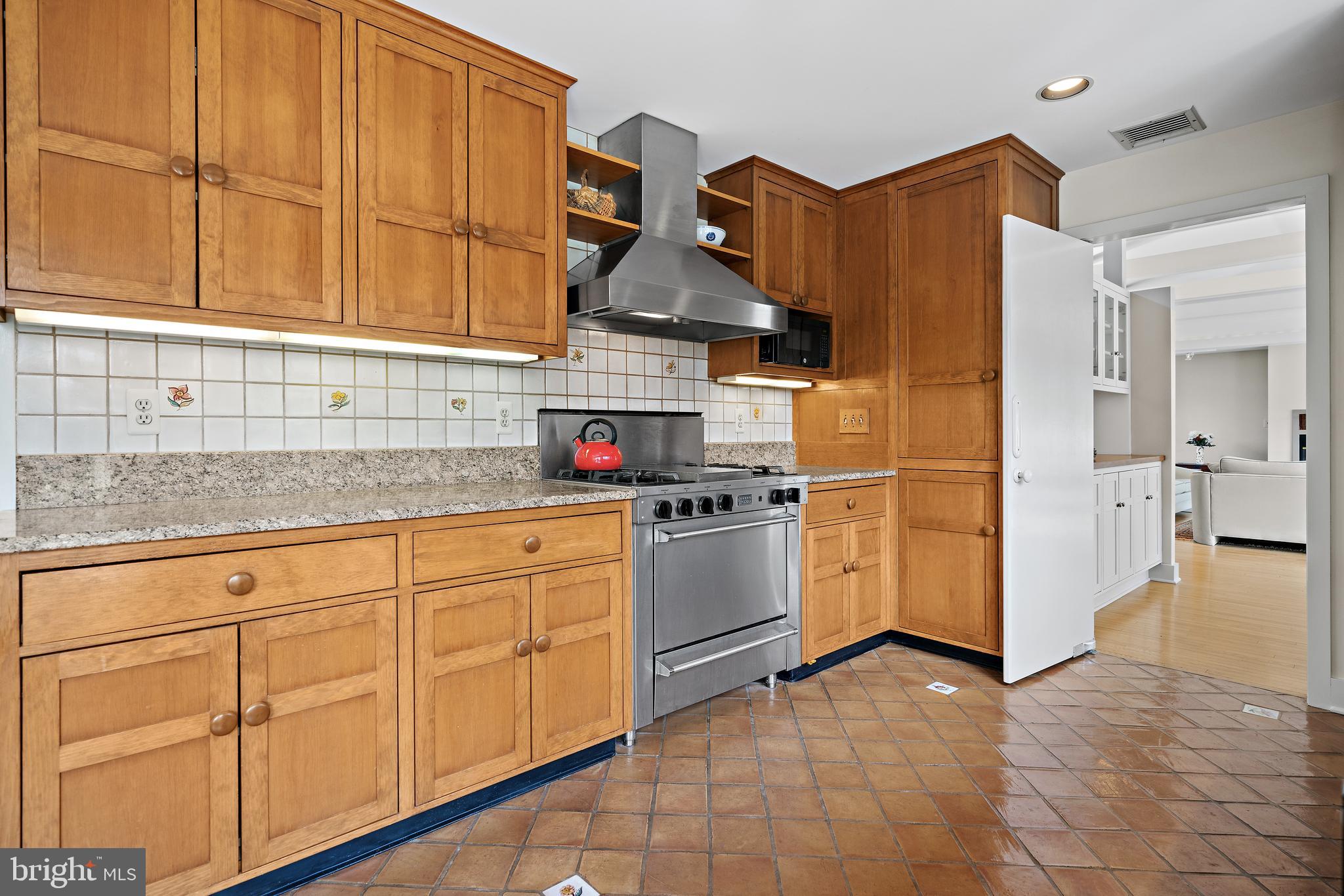 6 Ober Road Princeton, NJ 08540 - Photo 10 of 49 Granite counters.
