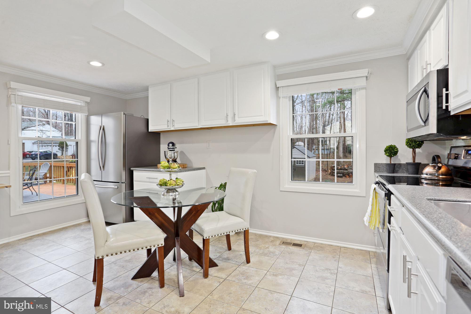 11953 Appling Valley Road Fairfax, VA 22030 - Photo 11 of 35 Gallery Image 11