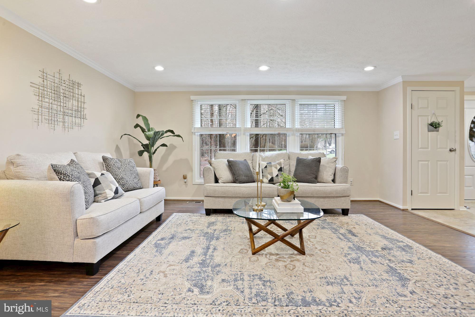 11953 Appling Valley Road Fairfax, VA 22030 - Photo 7 of 35 Gallery Image 7