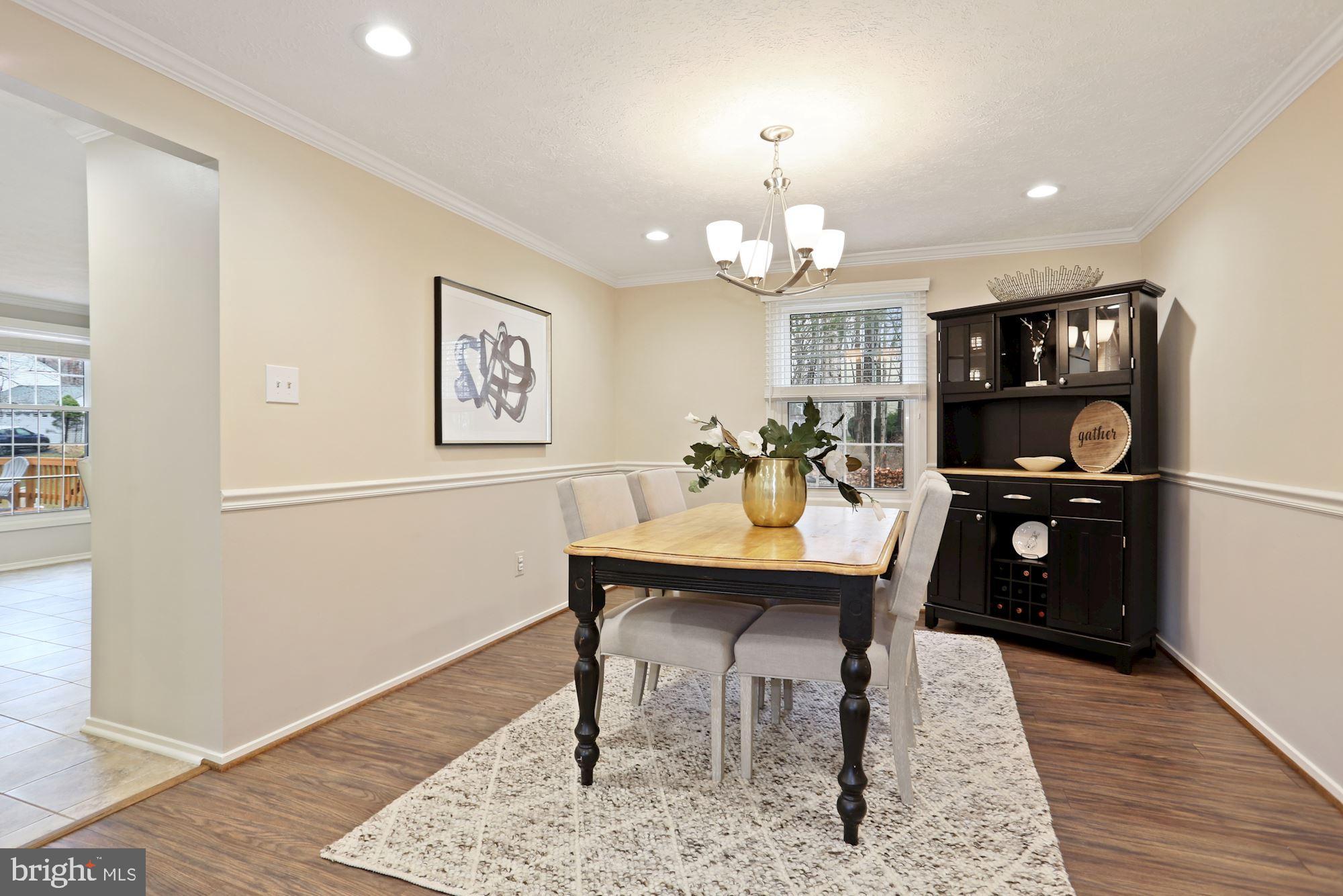 11953 Appling Valley Road Fairfax, VA 22030 - Photo 8 of 35 Dining Room