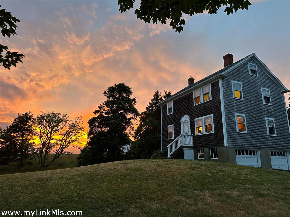34 Edy's Island Way Chilmark, MA 02535 - Photo 12 of 46