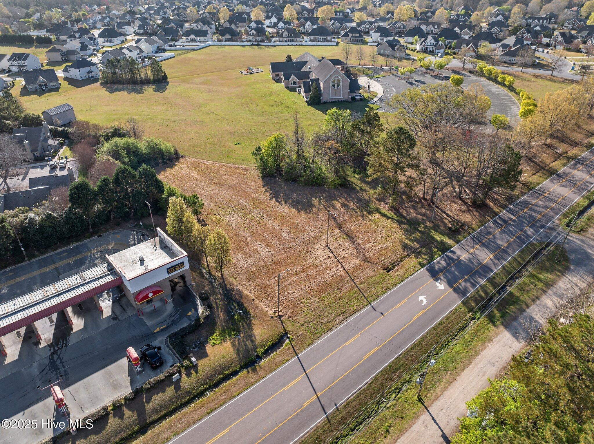4211 Old Tar Road Winterville, NC 28590 - Photo 4 of 16 4-web-or-mls-DJI_0265