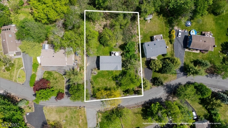 47 Winding Way Andover, NJ 07821 - Photo 38 of 42