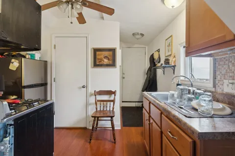 $1,000,000 | 1707 North Washtenaw Avenue, Chicago, IL 60647