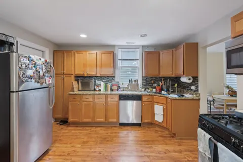 $1,000,000 | 1707 North Washtenaw Avenue, Chicago, IL 60647