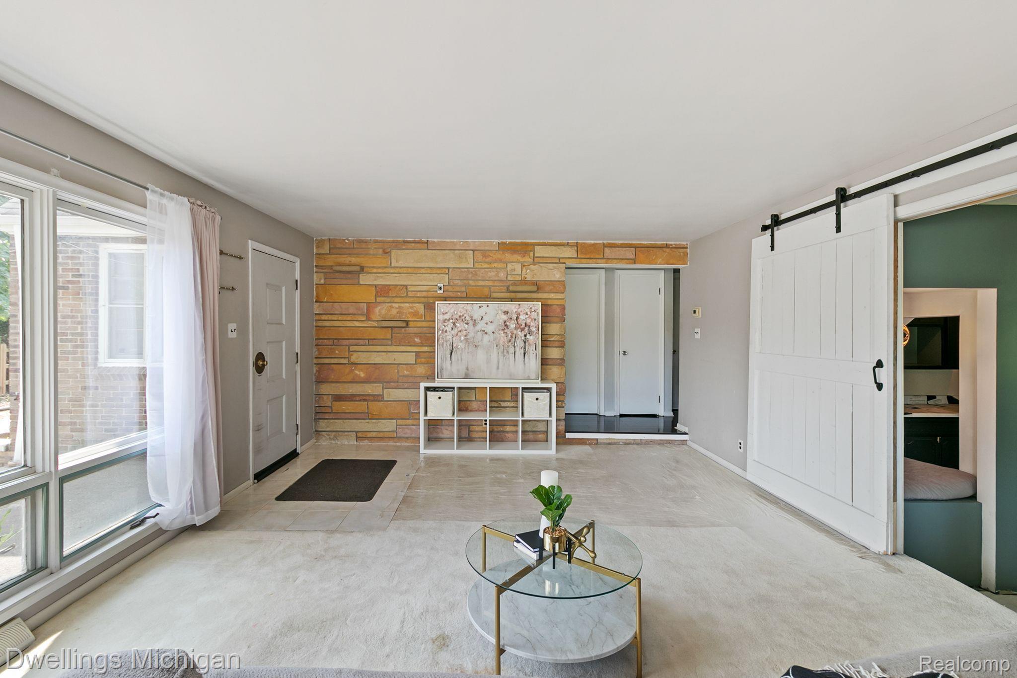 20013 Farmington Road Livonia, MI 48152 - Photo 26 of 33 Gallery Image 26