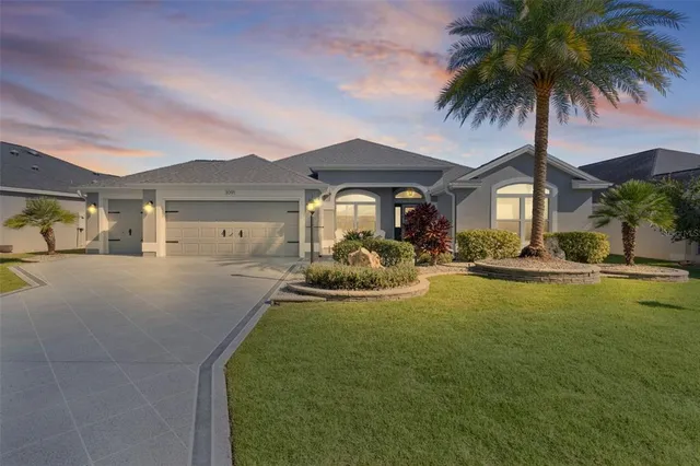 $900,000 | 3091 Yoder Drive, The Villages, FL 32163