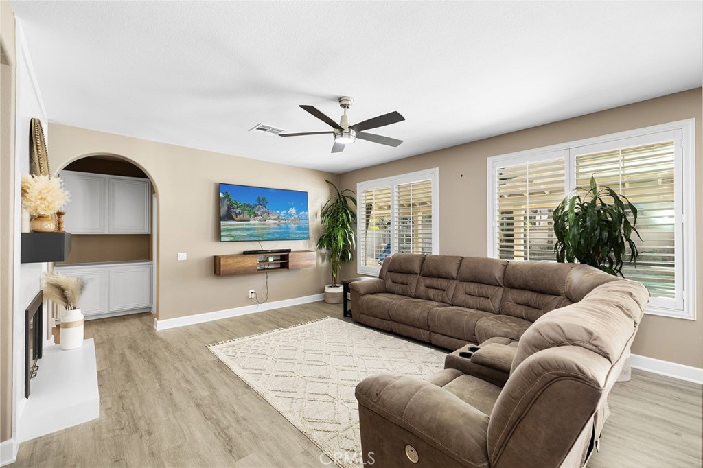 33713 Pebble Brook Circle Temecula, CA 92592 - Photo 23 of 62